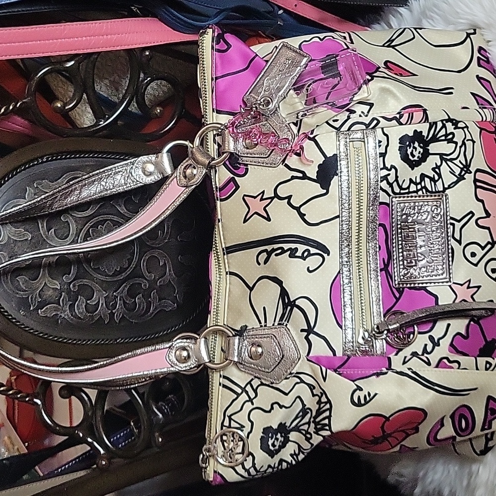 Coach Floral Sketch Tote in Cream, Pink and Black